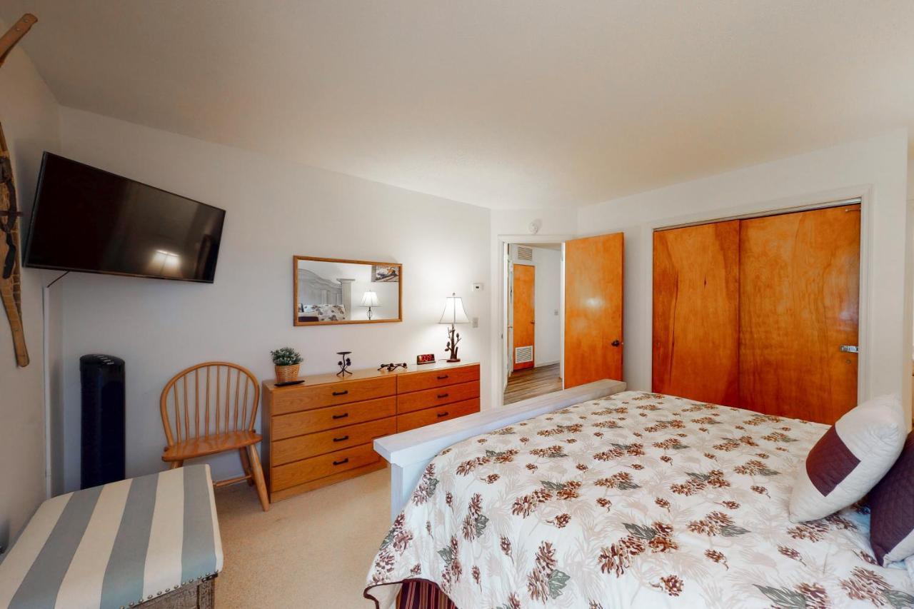 Brookhaven Condos Ludlow Bagian luar foto