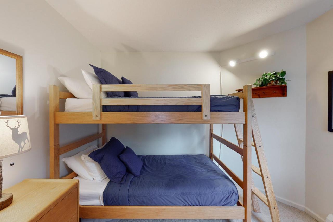Brookhaven Condos Ludlow Bagian luar foto