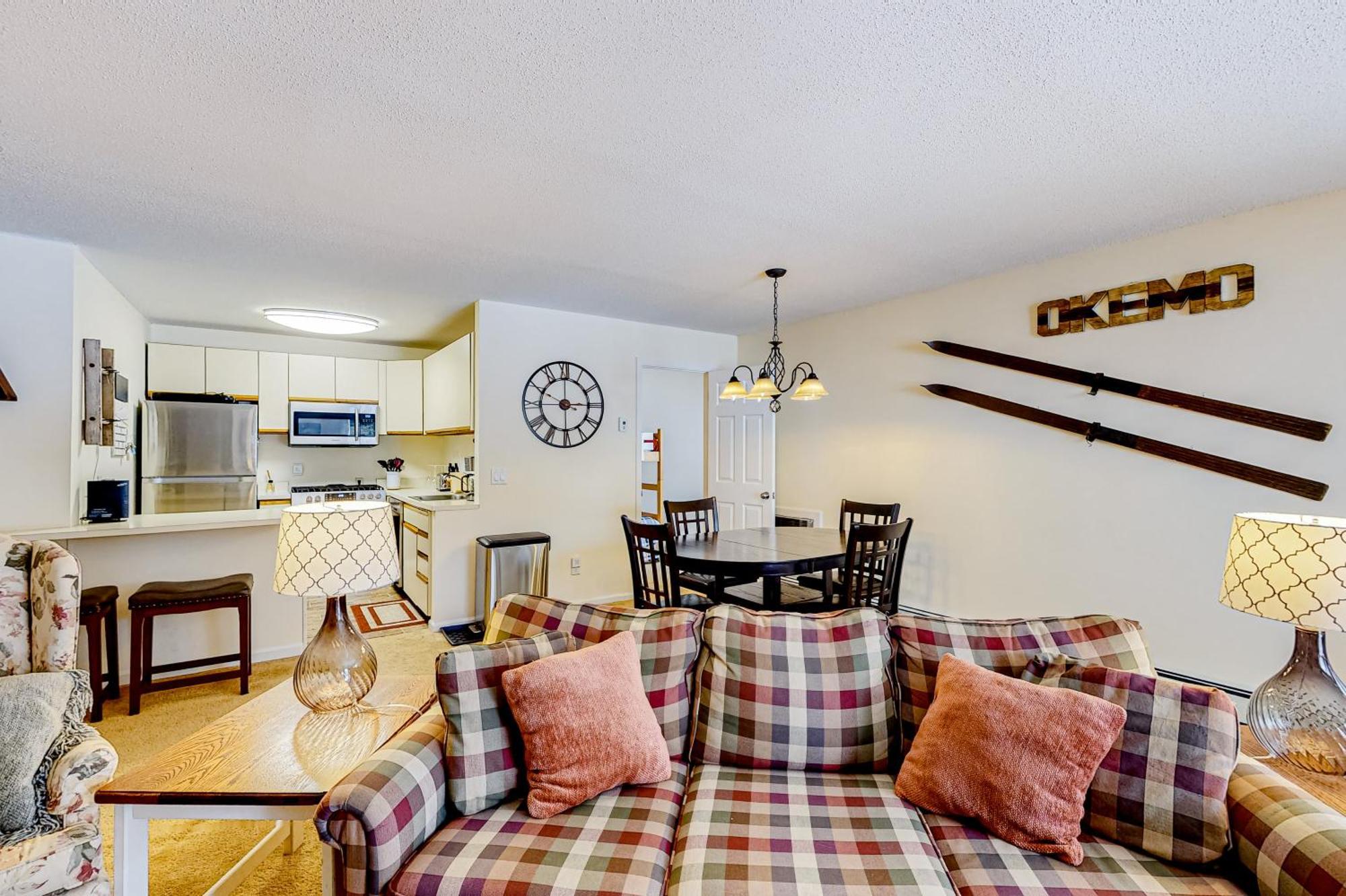 Brookhaven Condos Ludlow Ruang foto