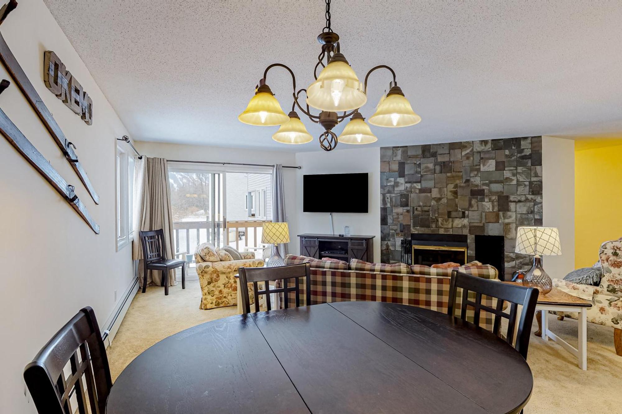 Brookhaven Condos Ludlow Ruang foto