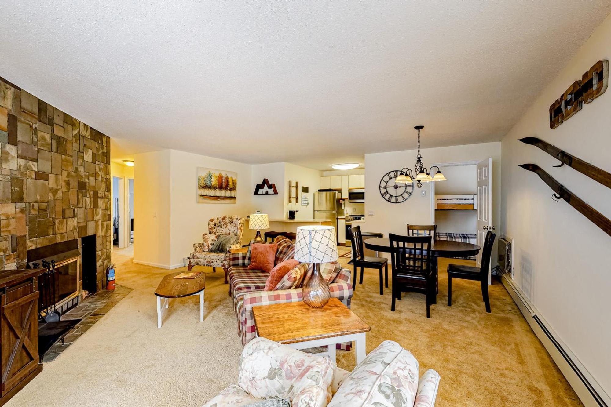 Brookhaven Condos Ludlow Ruang foto